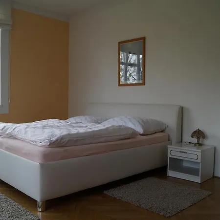 Apartman U Stadionu Broumov Zewnętrze zdjęcie